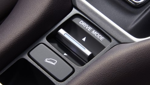 3 drive modes (Eco、Normal & Sport)