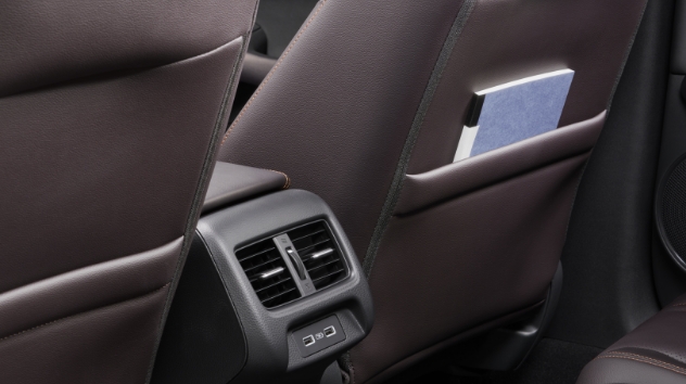 Seat back pocket (driver's seat/passenger seat)